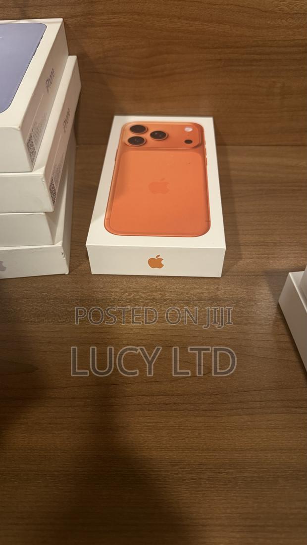 New Apple iPhone 17 Pro Max 512 GB Orange - main view