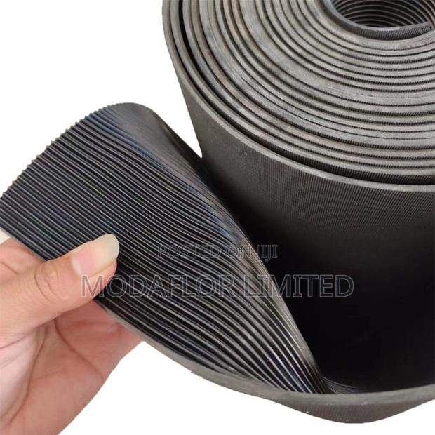 Anti-slip Ribbed Hallway Runner Mat