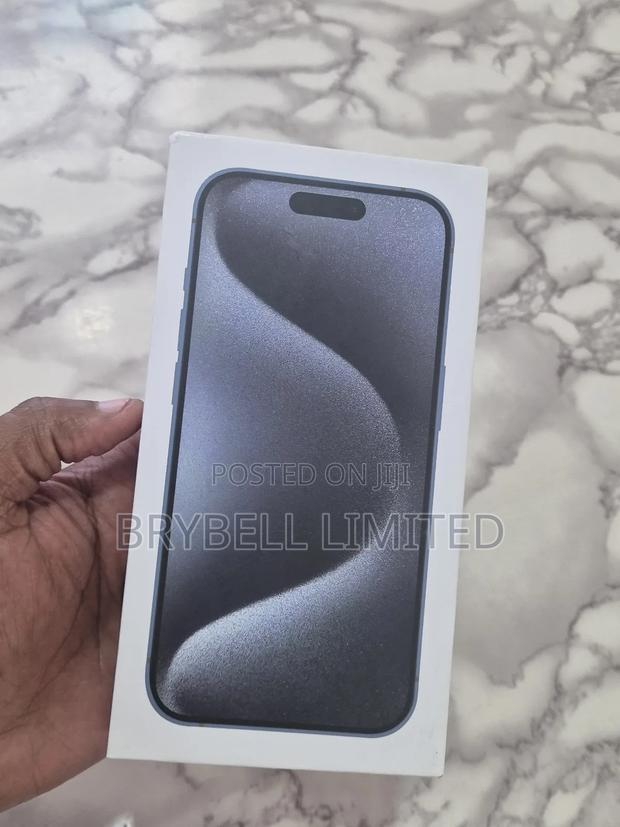 New Apple iPhone 15 Pro Max 256 GB Black - thumbnail 3