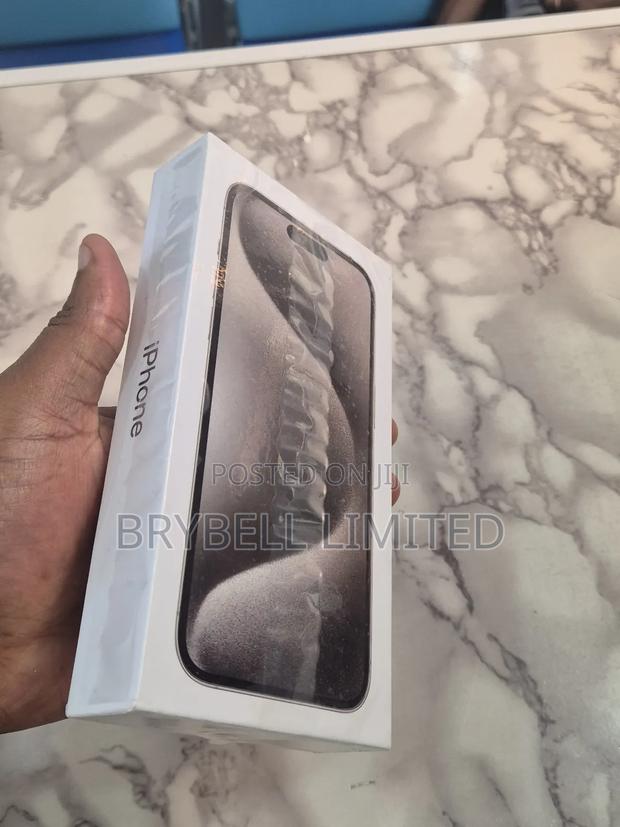 New Apple iPhone 15 Pro 256 GB Black - thumbnail 3