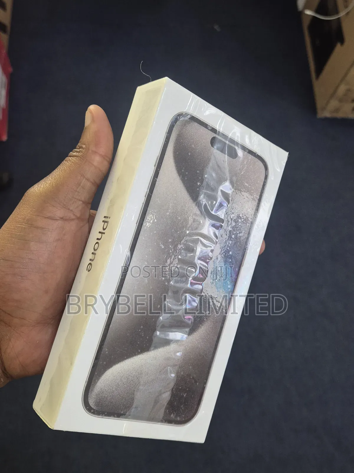 New Apple iPhone 15 Pro 256 GB Black