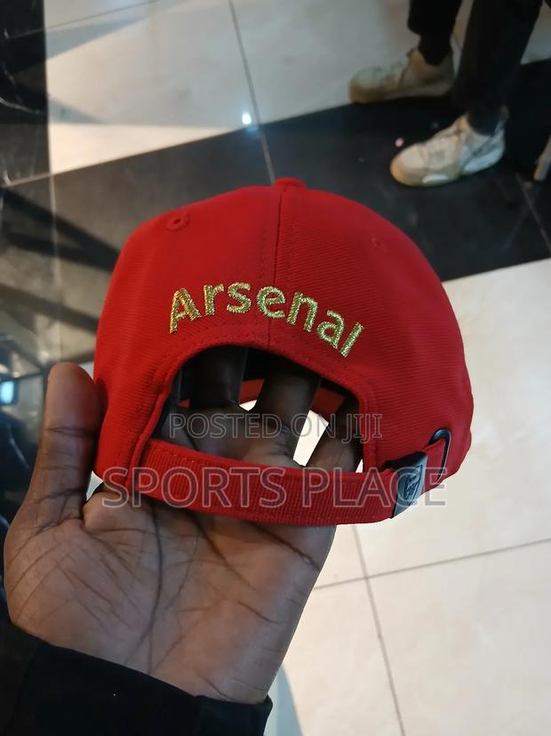 Arsenal Red Caps - thumbnail 2