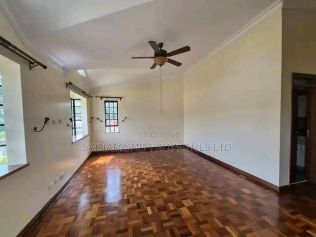 5bdrm Mansion in Runda for rent - thumbnail 10