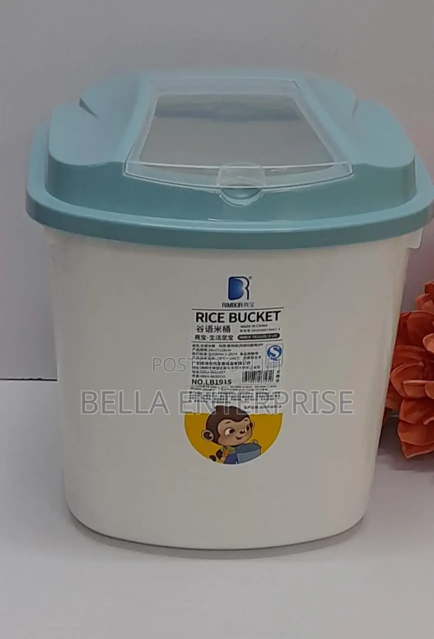 Rice/Cereal Bucket With Measuring Cupcolour