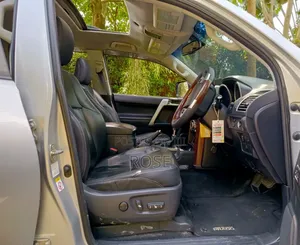 Toyota Land Cruiser Prado 2015 Silver