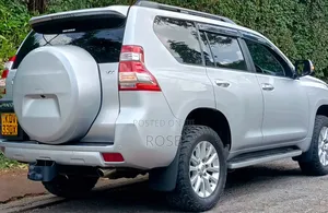 Toyota Land Cruiser Prado 2015 Silver