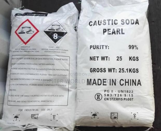 Caustic Soda Flakes - main view