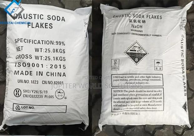 Caustic Soda Flakes - thumbnail 4