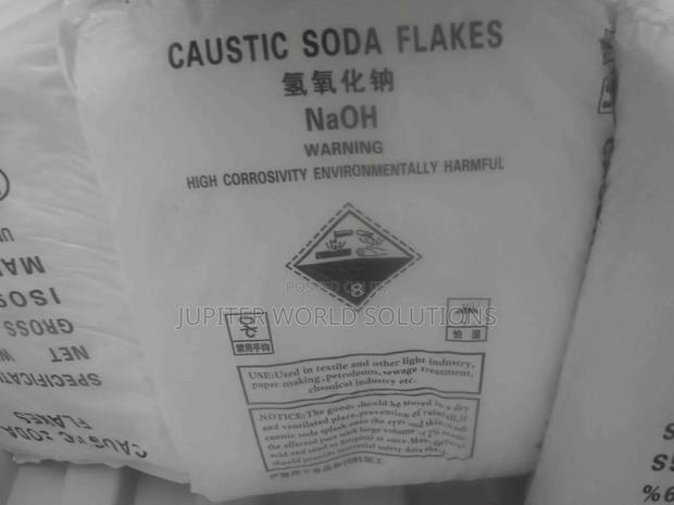 Caustic Soda Flakes - thumbnail 5