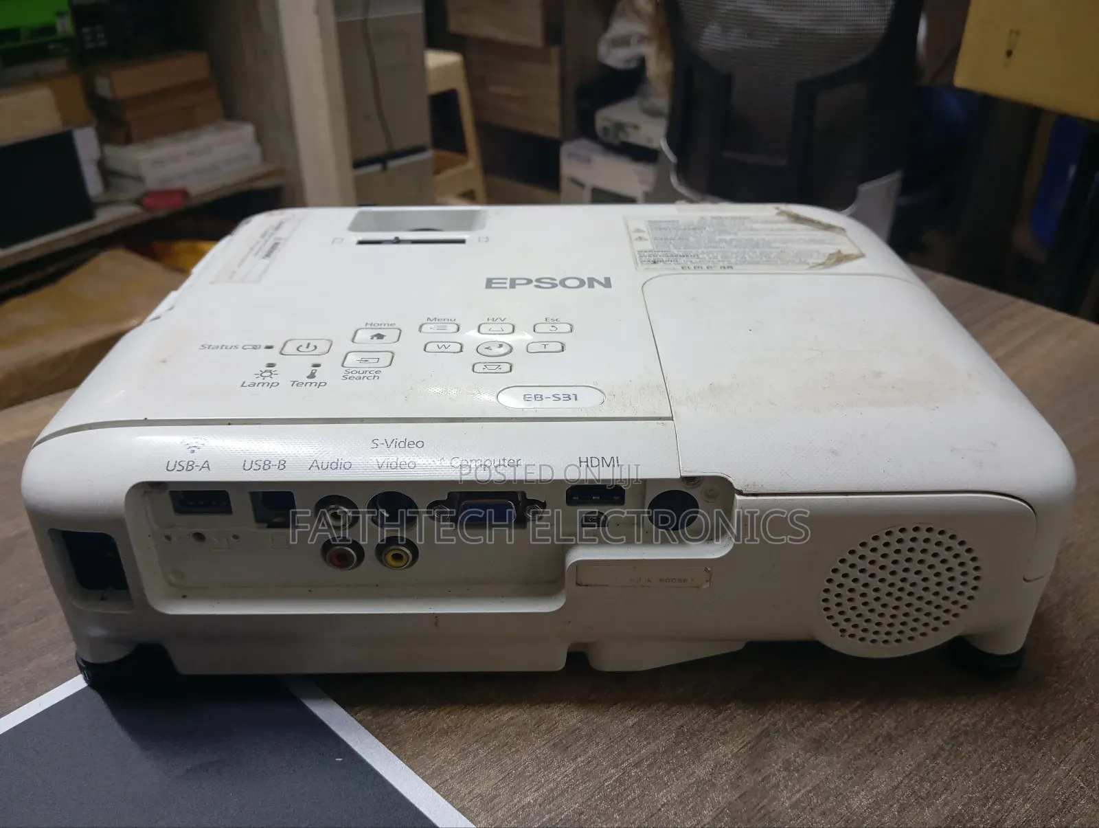 Epson Eb-S31 – 3200 Lumens 3lcd Projector, Big Screen Ready