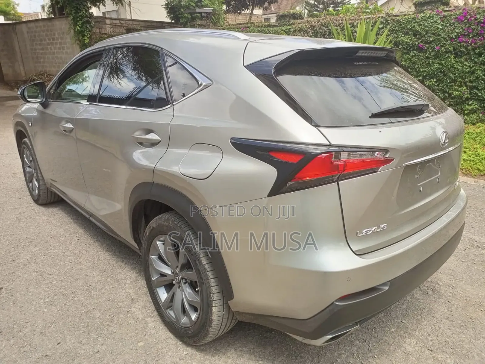 Lexus NX 2017 Gold