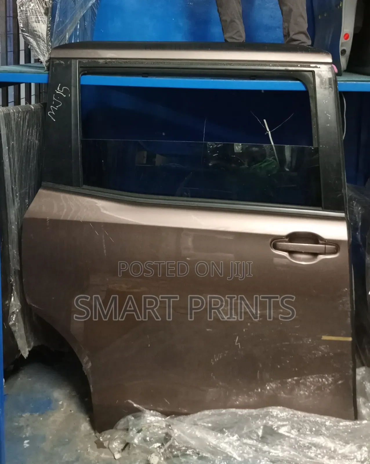 Exclusive Quality Ex Japan Toyota Noah 2016 Back Right Door