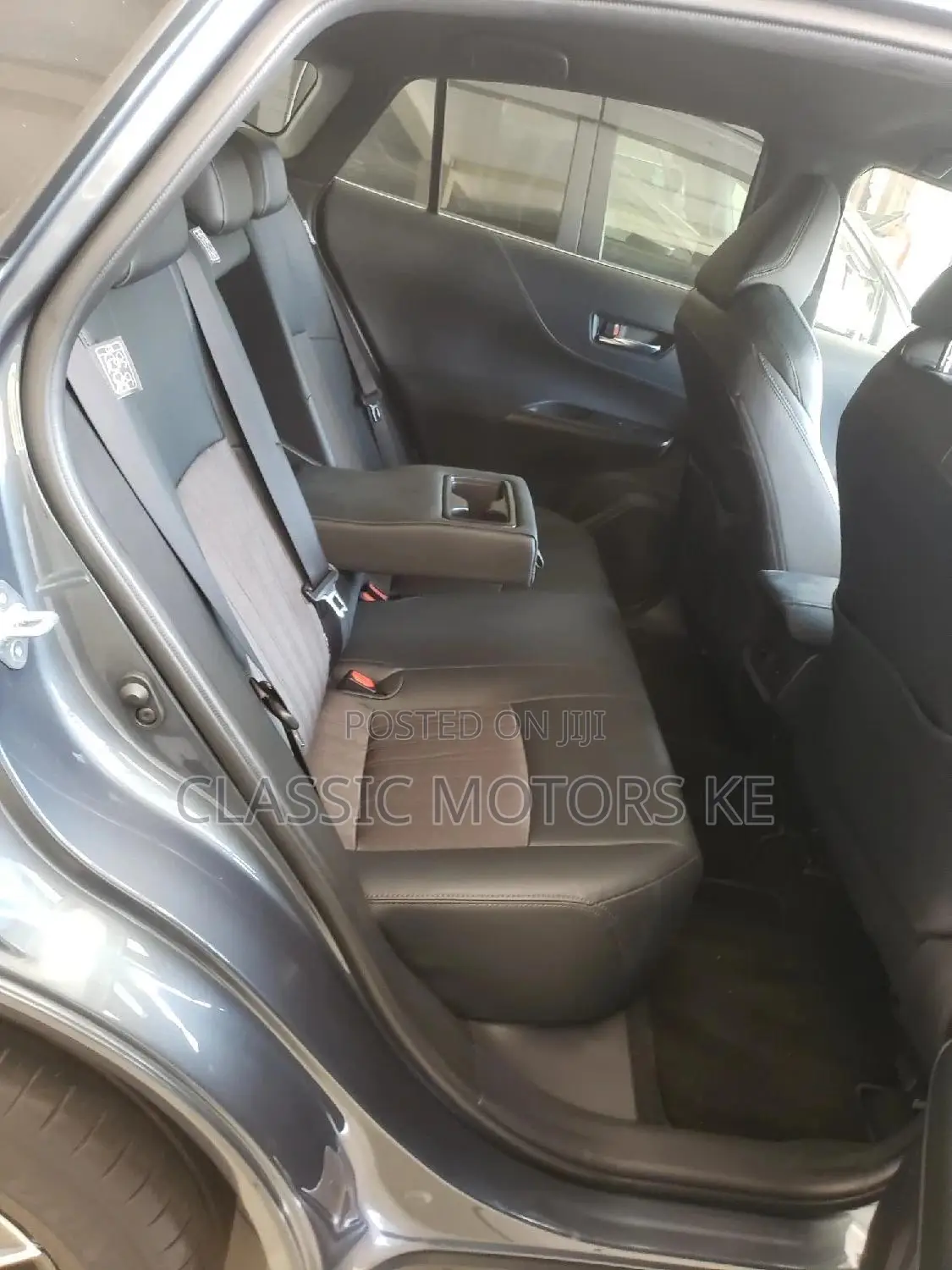Toyota Harrier 2.0 2020 Gray