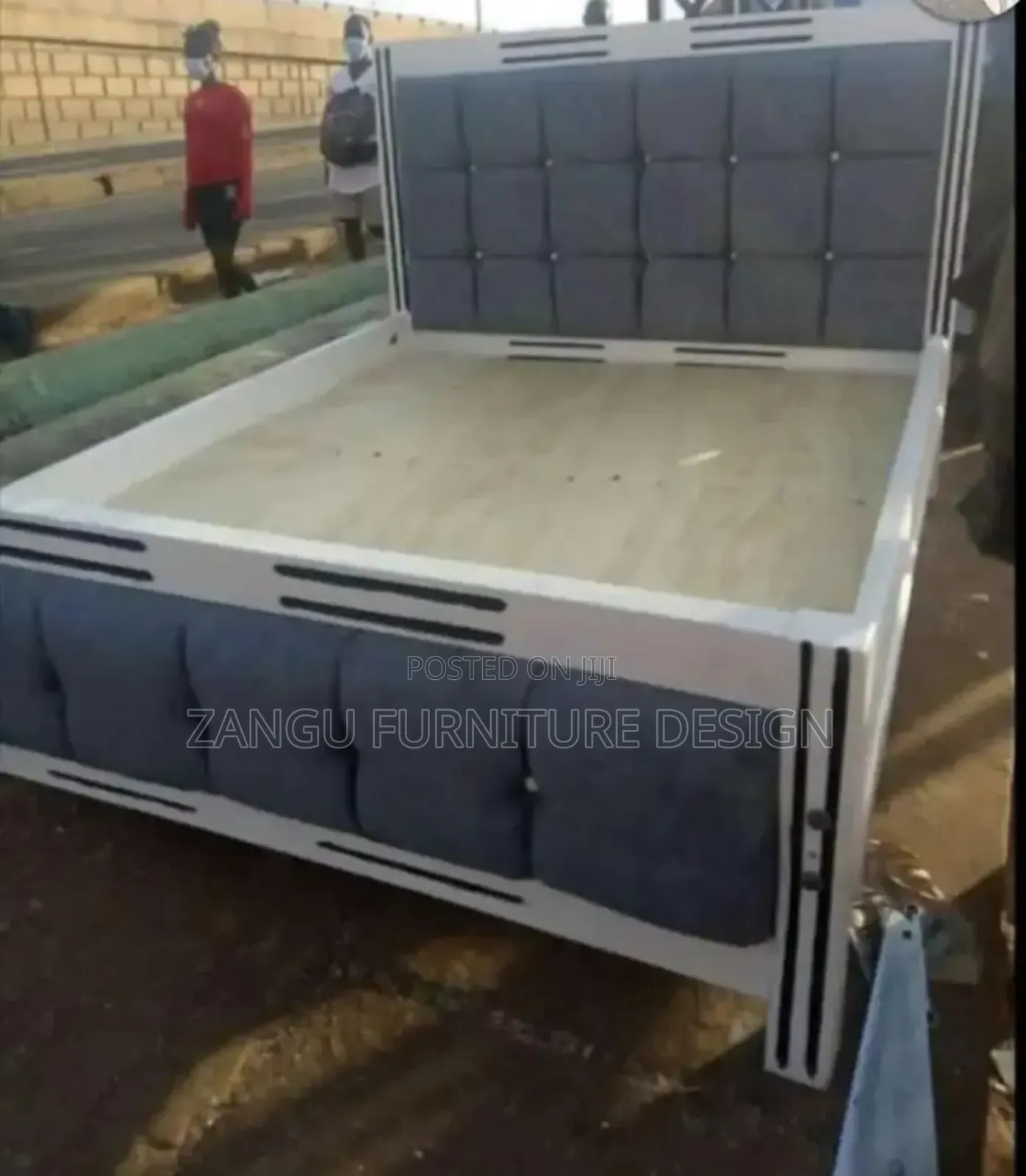 Conceptual Mocket Beds