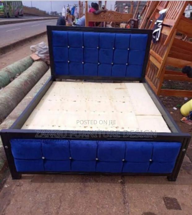 Stylishly-Updated Mocket Beds - main view