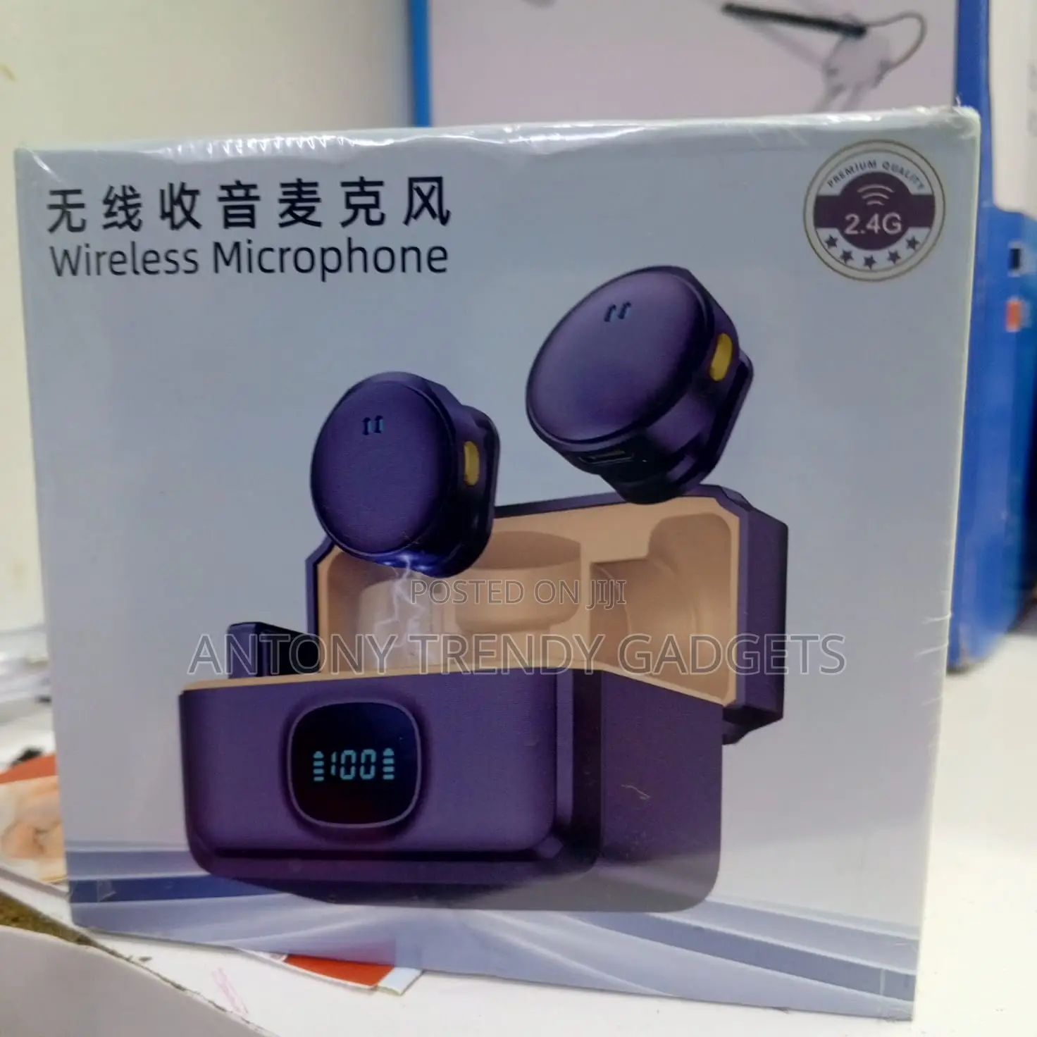 Q8 Magnetic Clip Wireless Microphone With Noise Cancellation