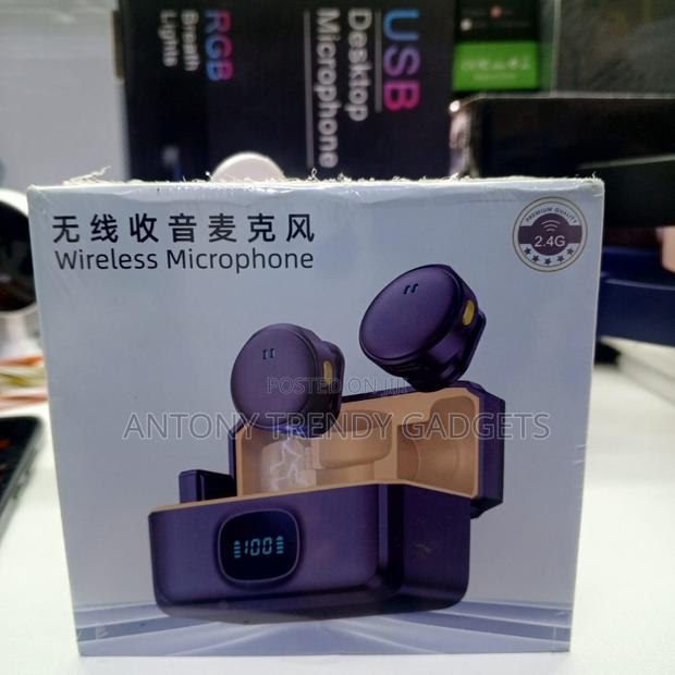 Q8 Dual Wireless Lapel Mic For Interviews & Teaching - main view