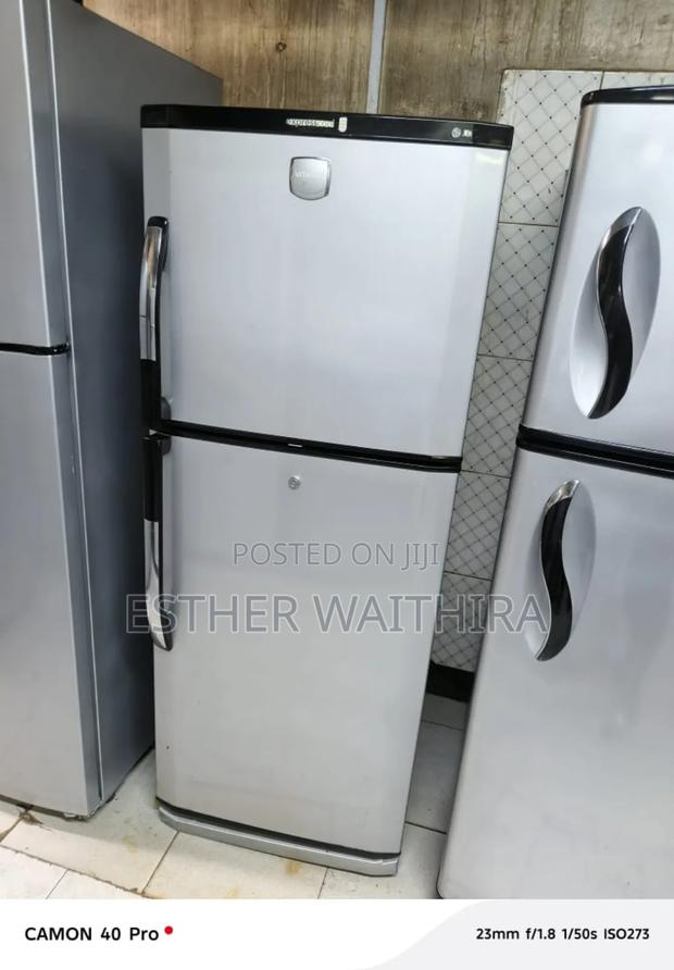 Medium Size Pure Silver Expresso Lg Fridge - thumbnail 3