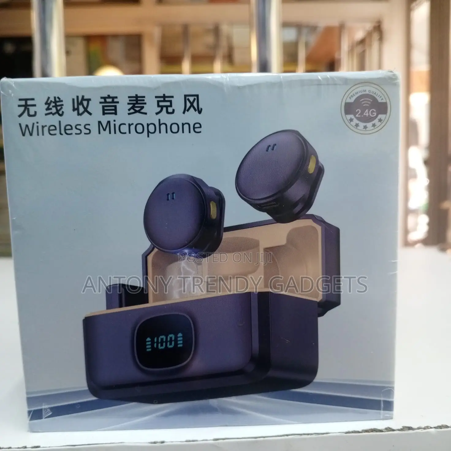 Q8 Long-range Wireless Microphone With 10h Battery Life