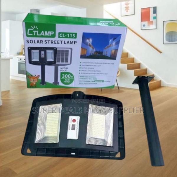 Ctlamp 300 Watts Double Sided Led Solar Street Light With Long Battery