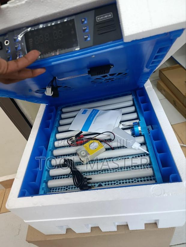 128eggs Automatic Incubator Both Electric and Dc - main view