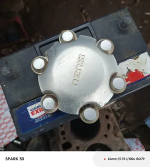 Isuzu D-max New Model Center Wheel Caps