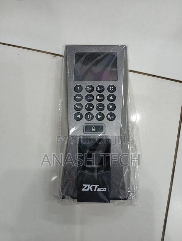 Quality F18 Biometric Time Attendance Machines