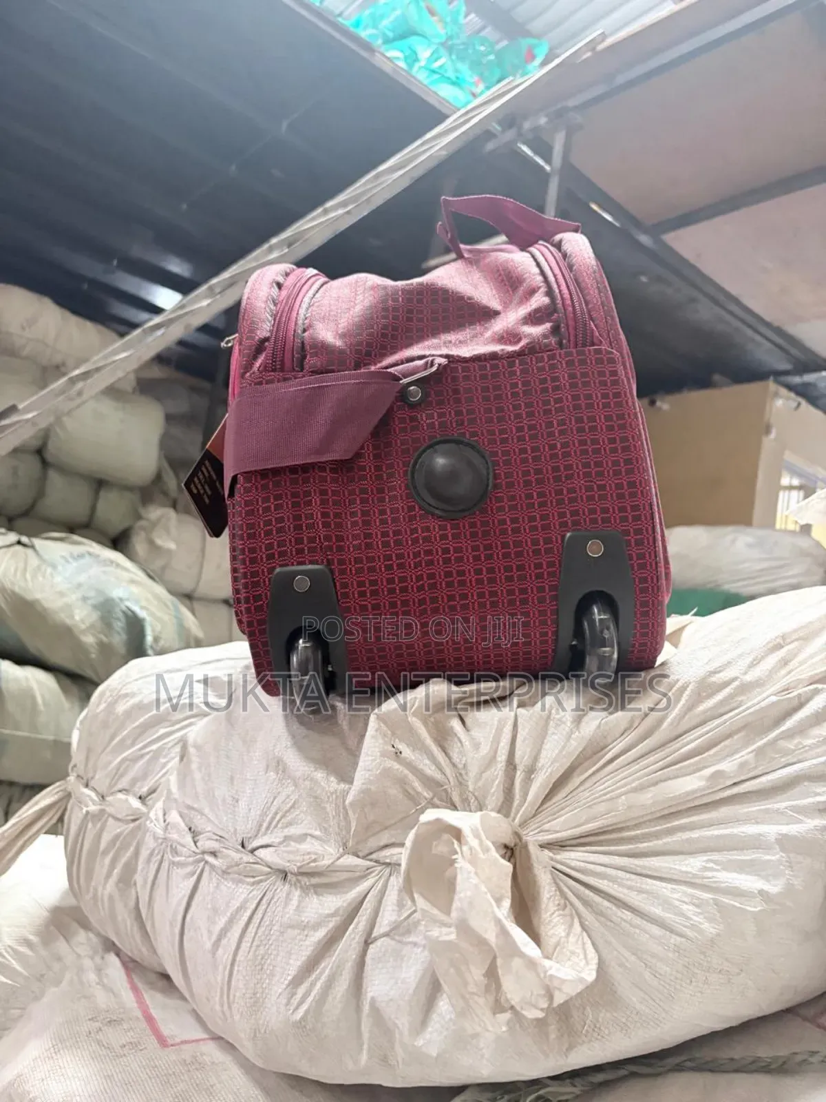 Kompanion Duffle Bag Set of 4