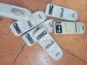 Universal Epson Projector Remote – Works With 90% of Epson Models
