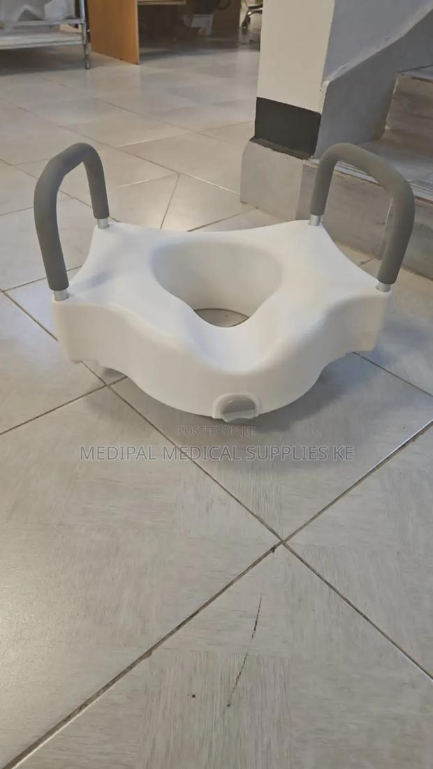 Toilet Raiser