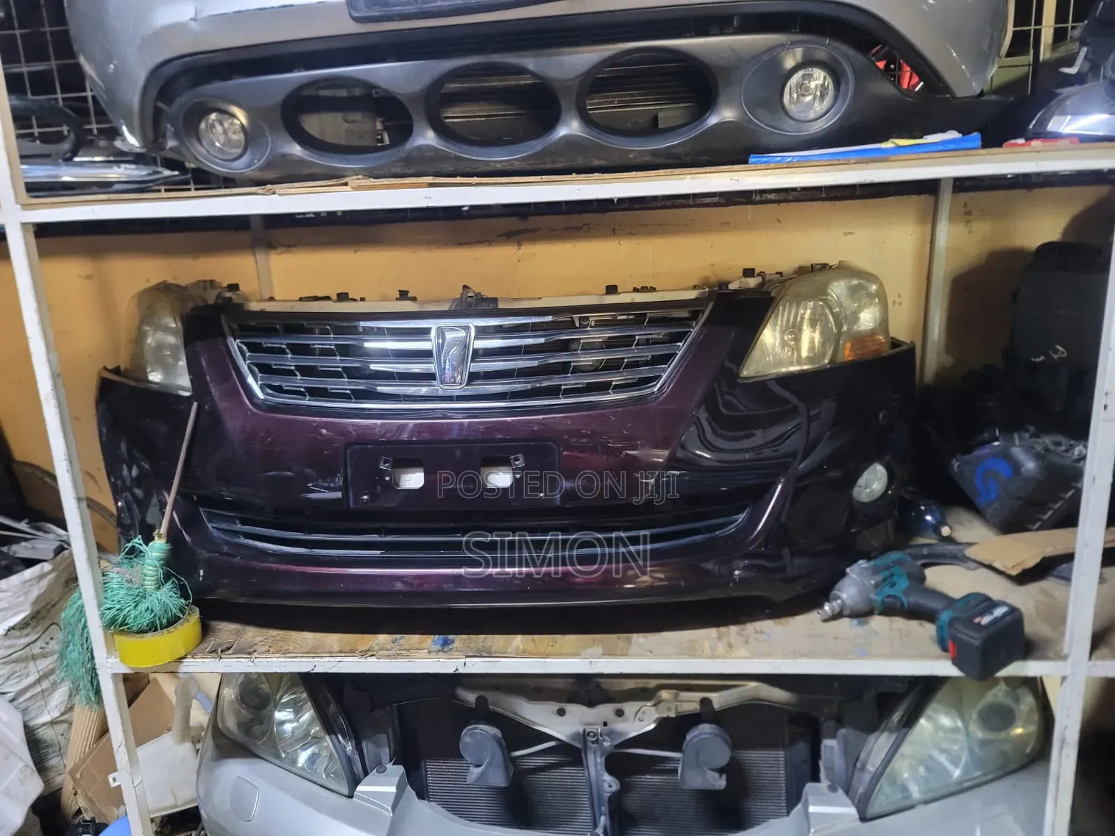 Nosecut Toyota Premio 2021