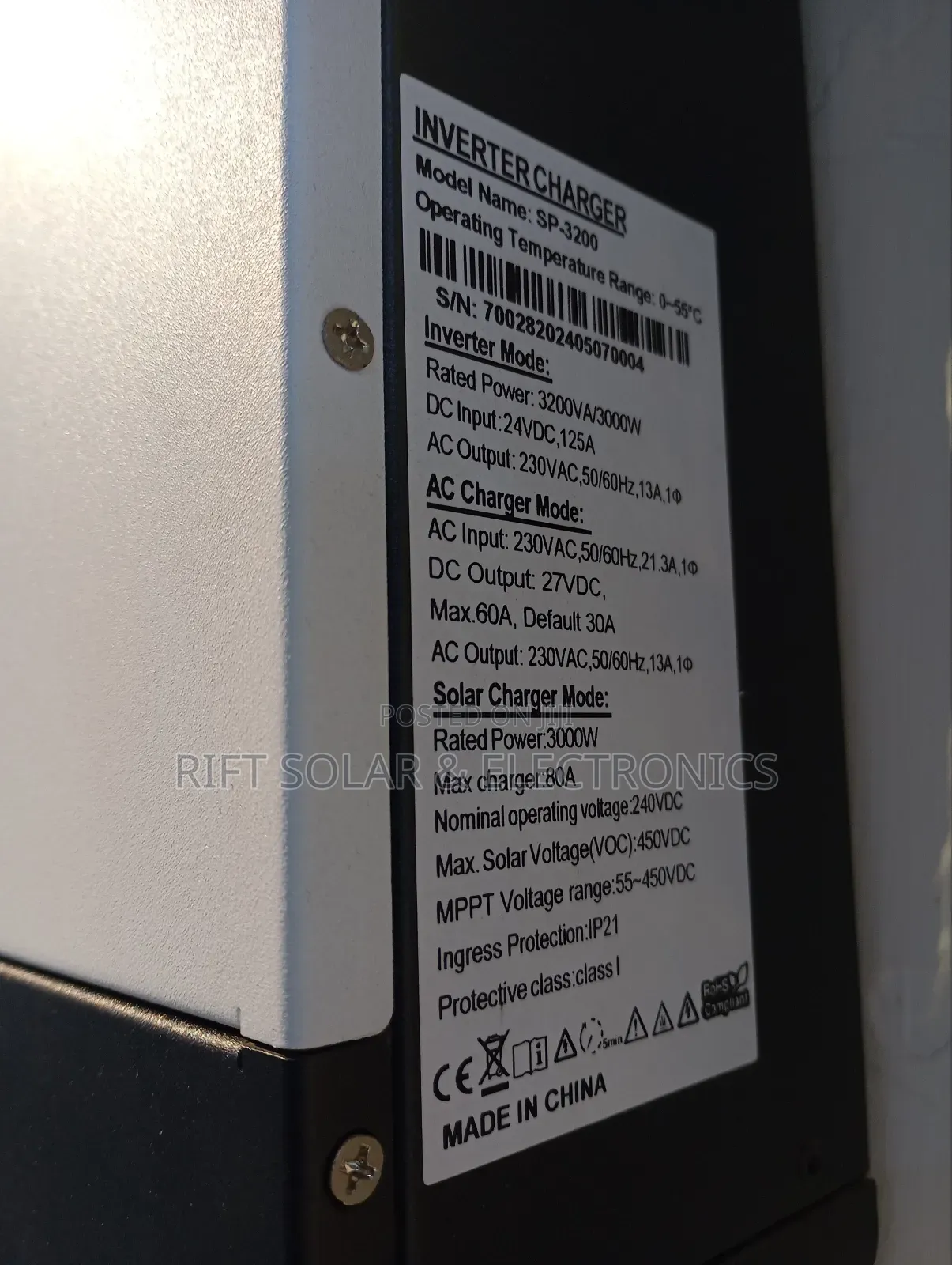 3.2kva - 24v Amizar Hybrid MPPT Quality