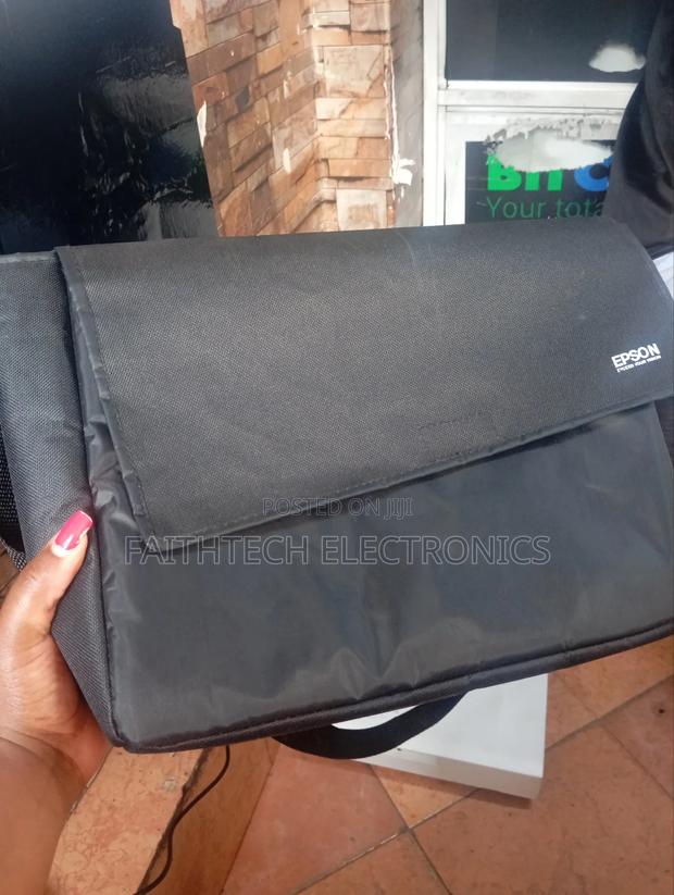 Premium Epson Projector Bag – Fits All Eb Models - main view