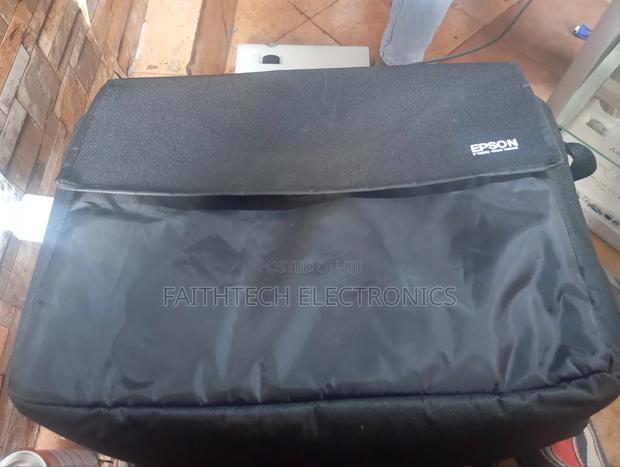 Epson Travel Projector Bag – Comfortable Protective - thumbnail 3