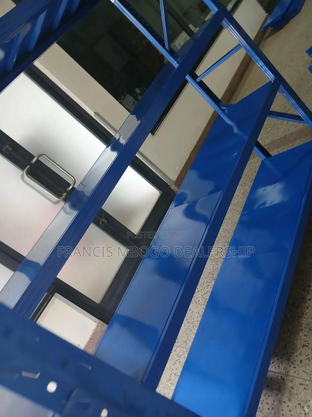 Adjustable Warehouse Shelves - thumbnail 2