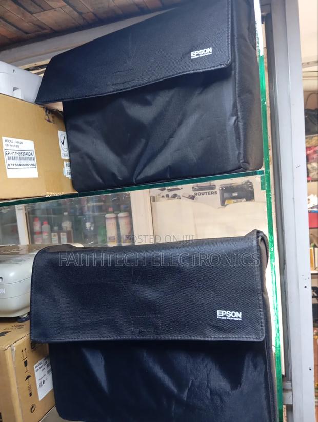 Brand New Epson Projector Bag – Strong Enough Easy Carry - main view