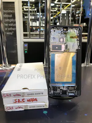Original Samsung Galaxy S25 Ultra Broken Screen and Replacement NRB