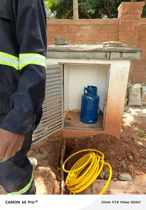 Gas Cabinet Installation
