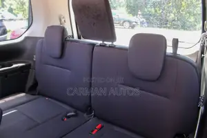 Nissan Serena 2018 Silver