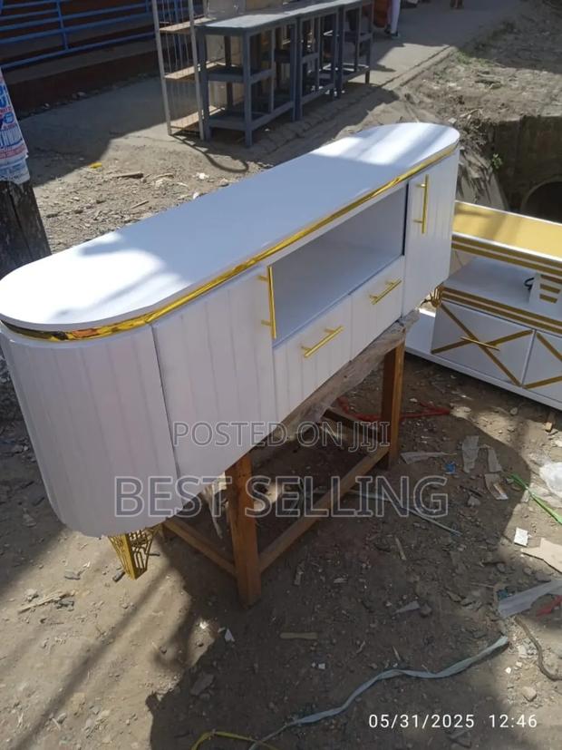 Oval White Tv Stand