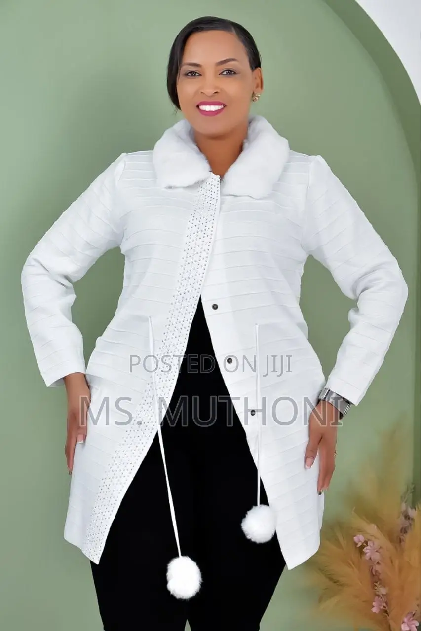 Elegant All-Season Knitted Coat Sweater With Removable Fur Collar