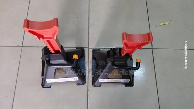 Heavy Duty 3000kg Safety Stand Machine. - thumbnail 3