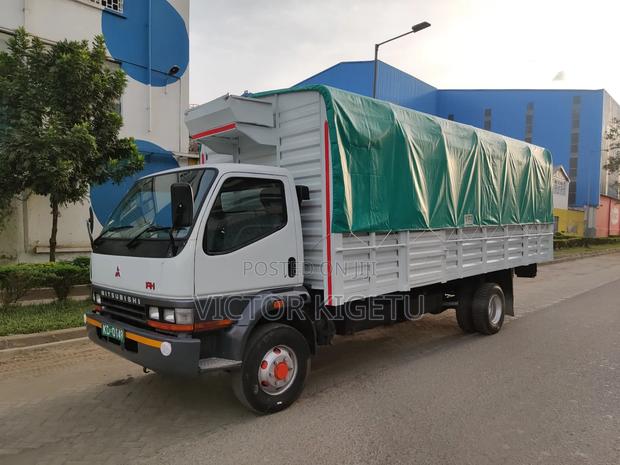 Mitsubishi Fh215 2018 White