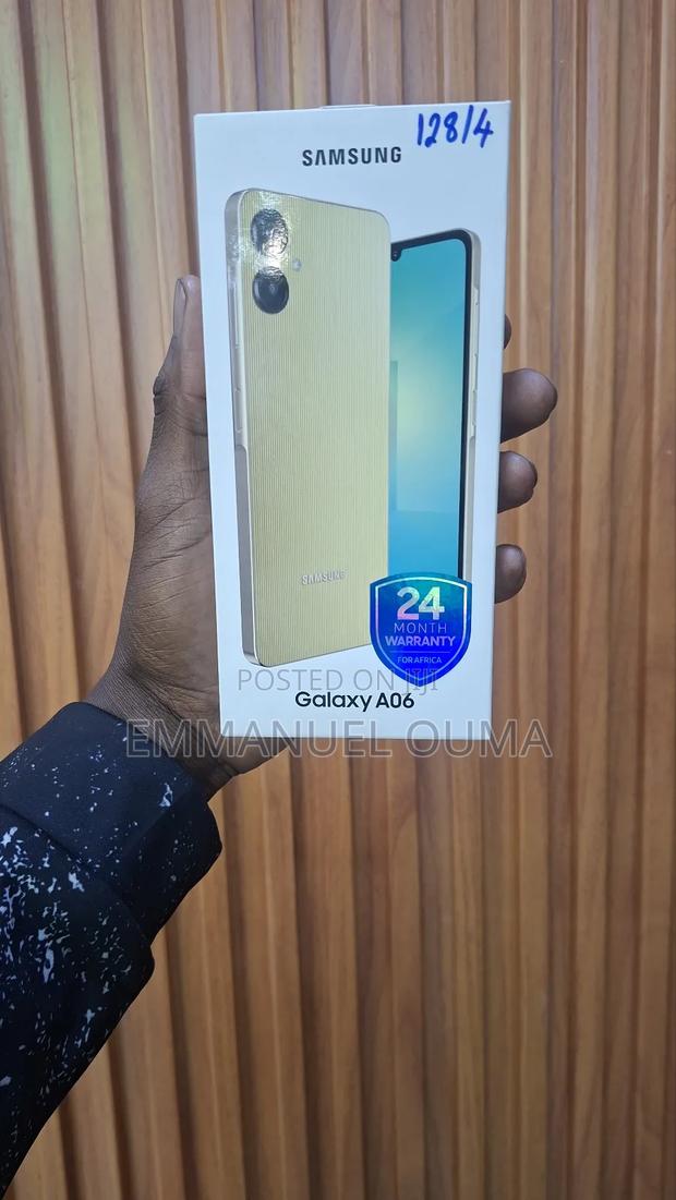 New Samsung Galaxy A06 128 GB Gold