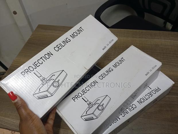 “Premium Metal Ceiling Mount for All Projectors”