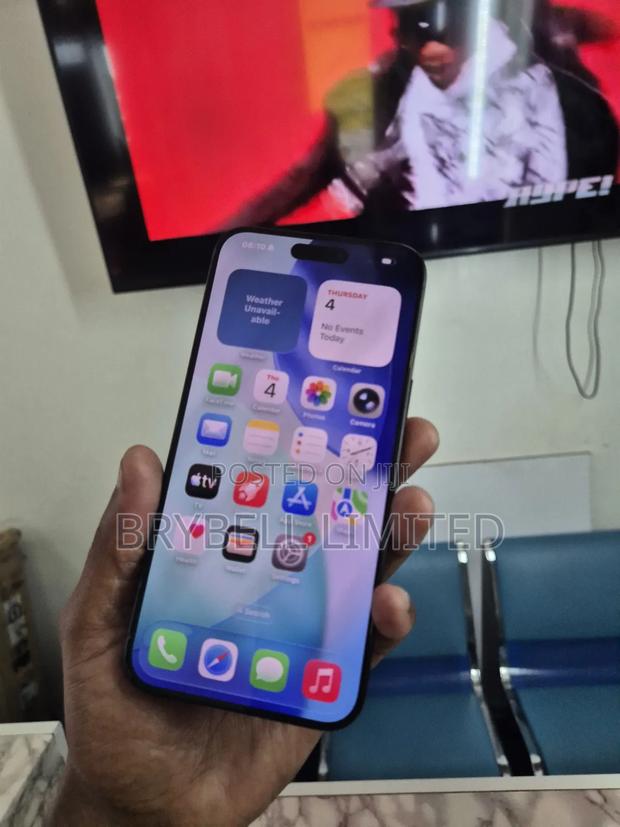 Apple iPhone 15 Pro Max 256 GB Black - thumbnail 5