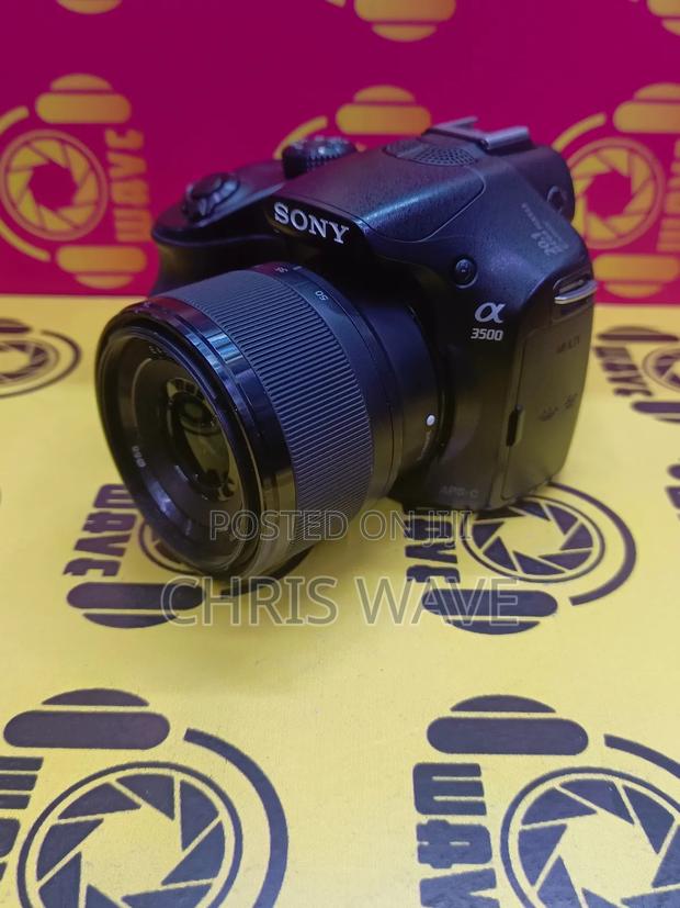 Sony A3500 Mirrorless Camera With 20 Megapixel - main view