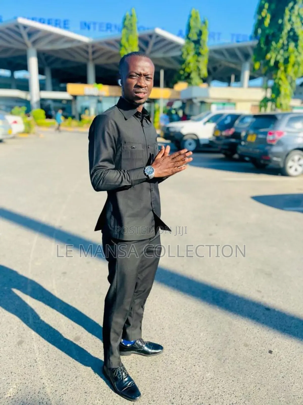 Elite Men's Customized Suits