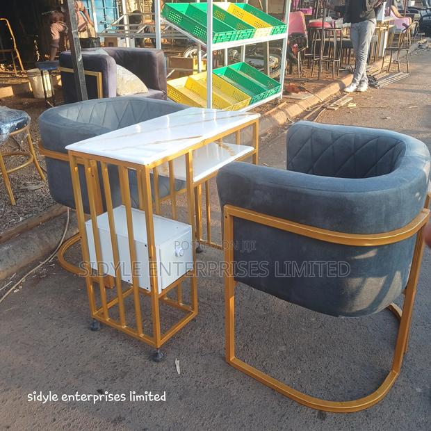 Grey Styling Chair 2 PCS and 1 Manicure Table - thumbnail 3
