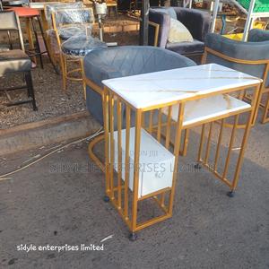 One Styling Chair and Manicure Table Marble - main view
